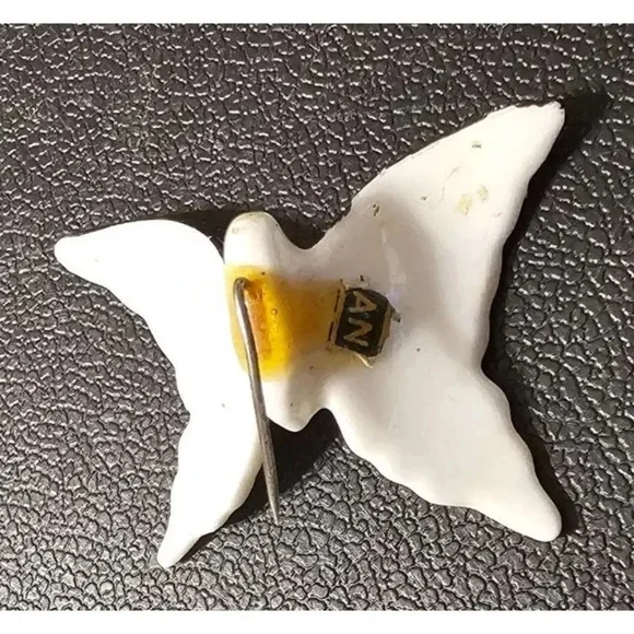 Vintage Hand Painted Japan Porcelain Butterfly Pins Pink, Lavender Pin Picks - Picture 10 of 10